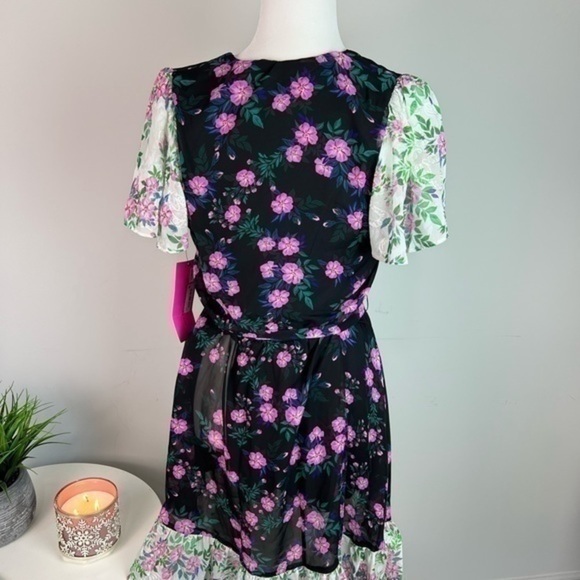 Betsey Johnson Floral Belted A-Line Dress Blue Pink Size 4 NWT V-Neck Party - Picture 10 of 14